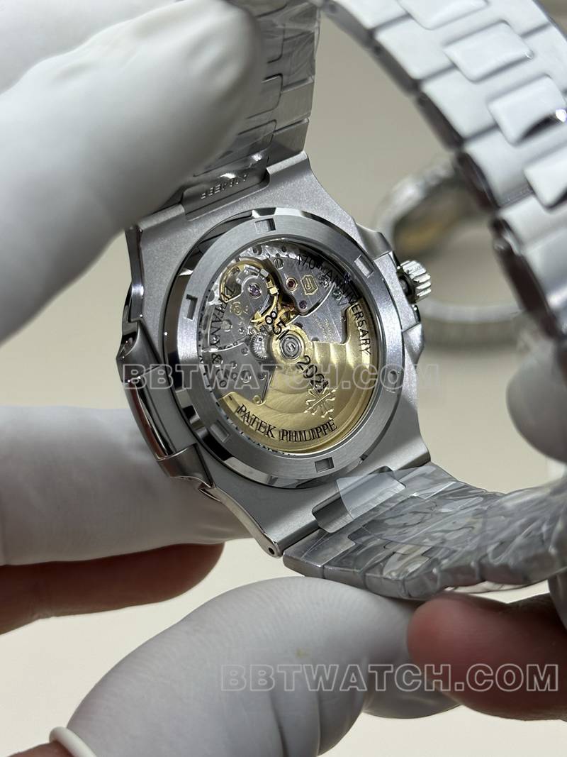 百达翡丽顶级复刻手表BBF厂鹦鹉螺蒂芙尼蓝盘324机芯钢带款背面实拍图