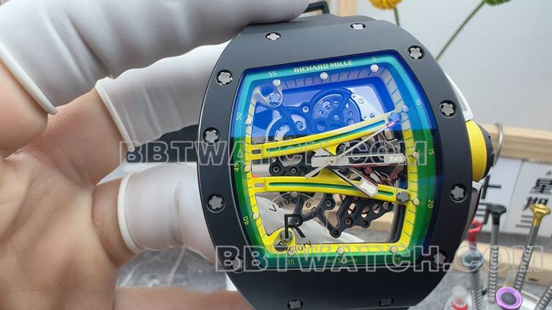 理查德米勒顶级复刻手表R厂镂空盘黑色橡胶款RM061正面实拍图