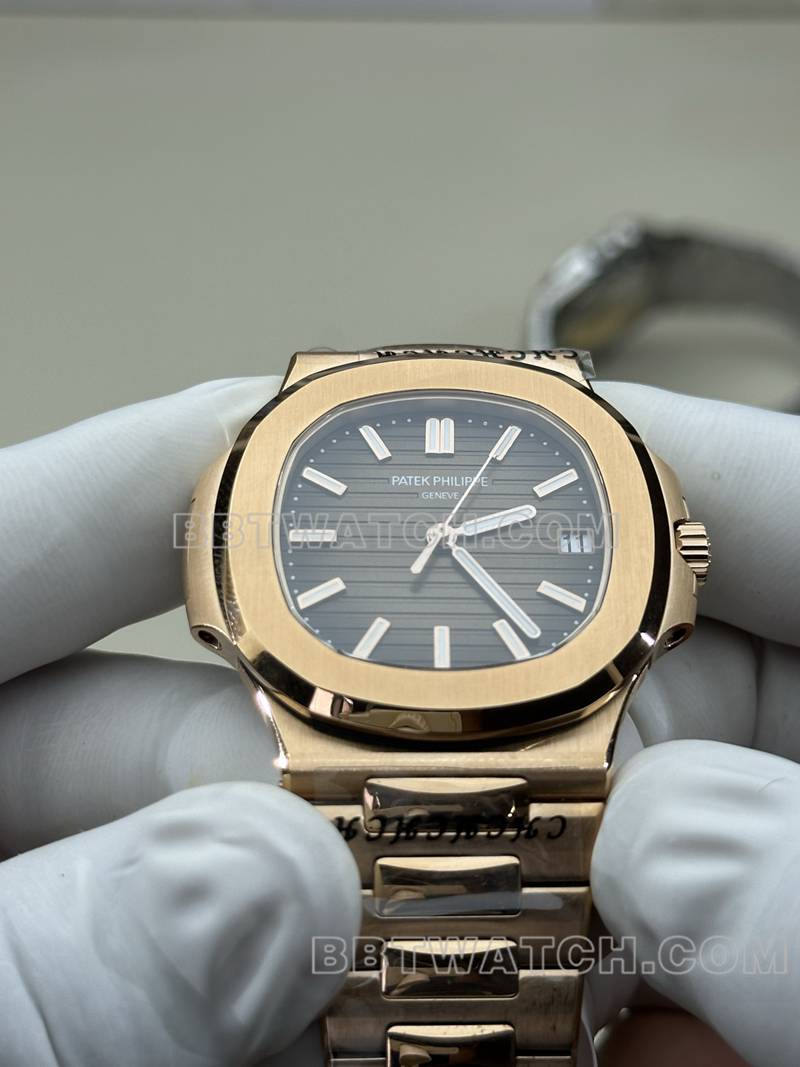 百达翡丽最优复刻手表BBF厂鹦鹉螺玫瑰金咖啡盘324机芯钢带款正面实拍图