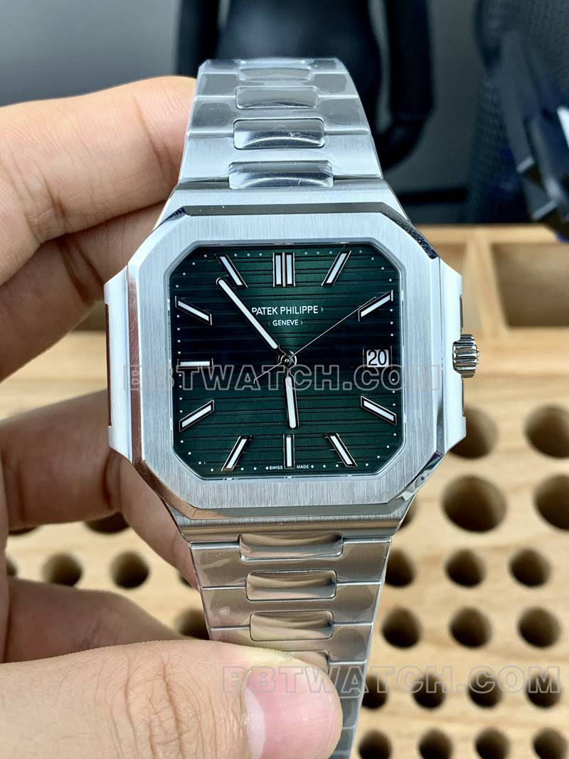 百达翡丽1:1复刻手表PPF厂Cubitus绿盘45MM钢带款5821正面实拍图