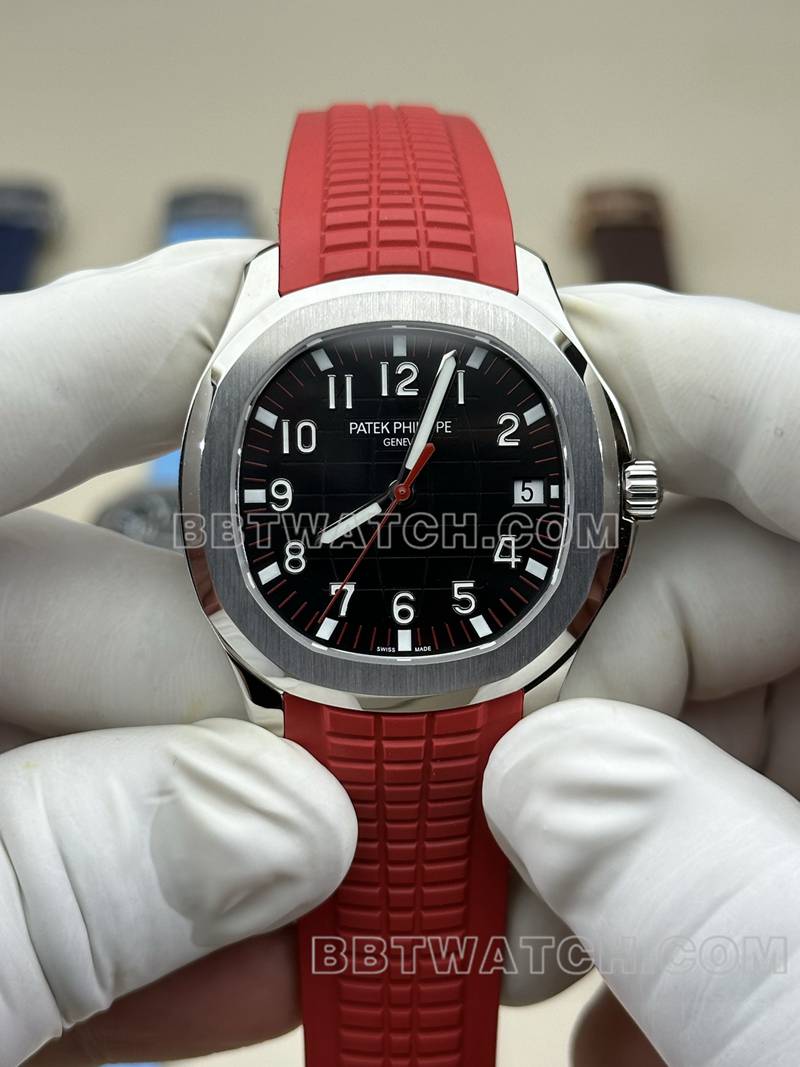 百达翡丽1:1复刻手表BBF厂手雷黑盘红色橡胶款5167A正面实拍图