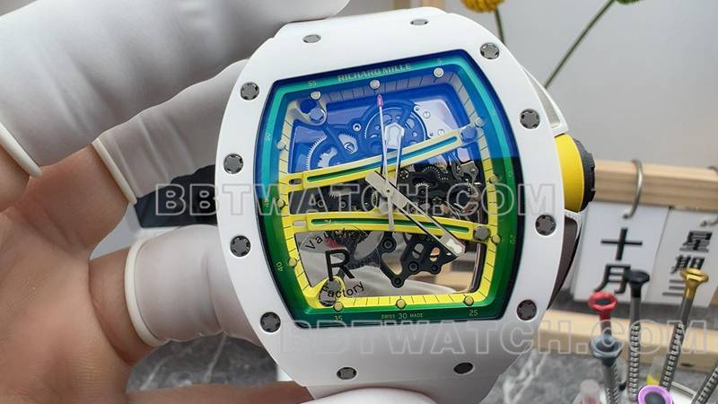 理查德米勒最优复刻手表R厂镂空盘白色橡胶款RM061正面实拍图