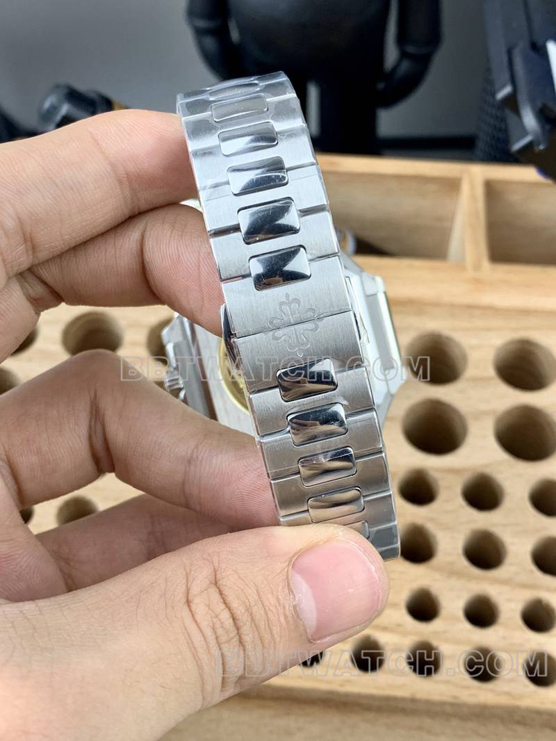 百达翡丽1:1复刻手表PPF厂Cubitus绿盘45MM钢带款5821表带实拍图