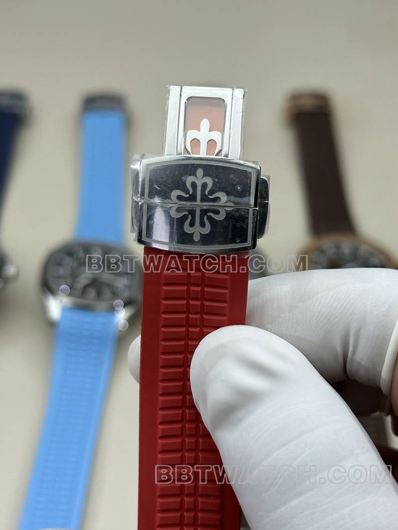 百达翡丽1:1复刻手表BBF厂手雷黑盘红色橡胶款5167A表带实拍图