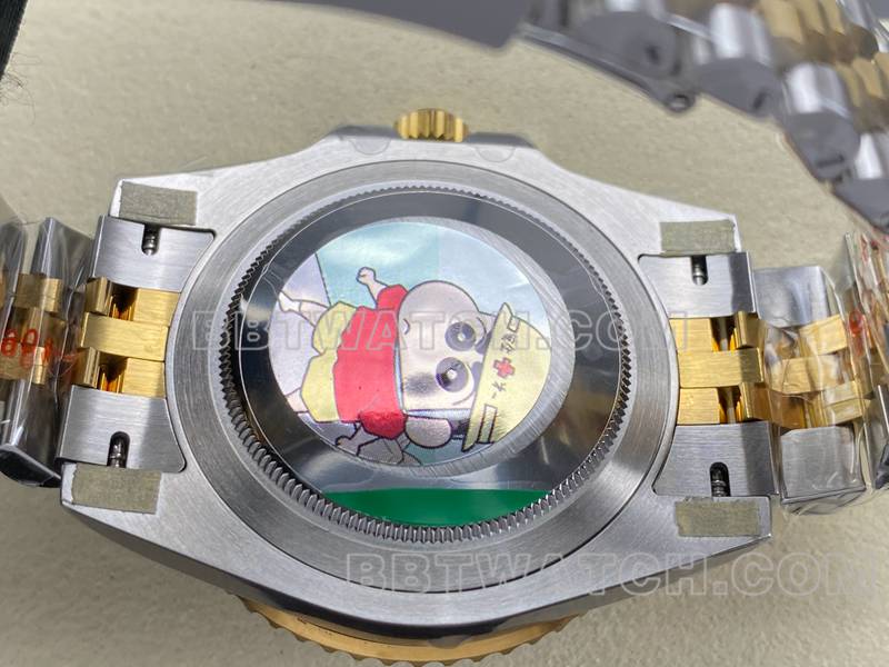 劳力士顶级复刻手表ARF厂格林尼治GMT黑盘3285间金钢带款背面实拍图