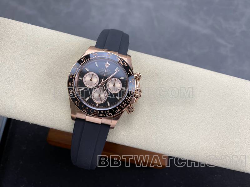 劳力士顶级复刻手表ARF厂迪通拿黑盘玫瑰金4131橡胶款正面实拍图