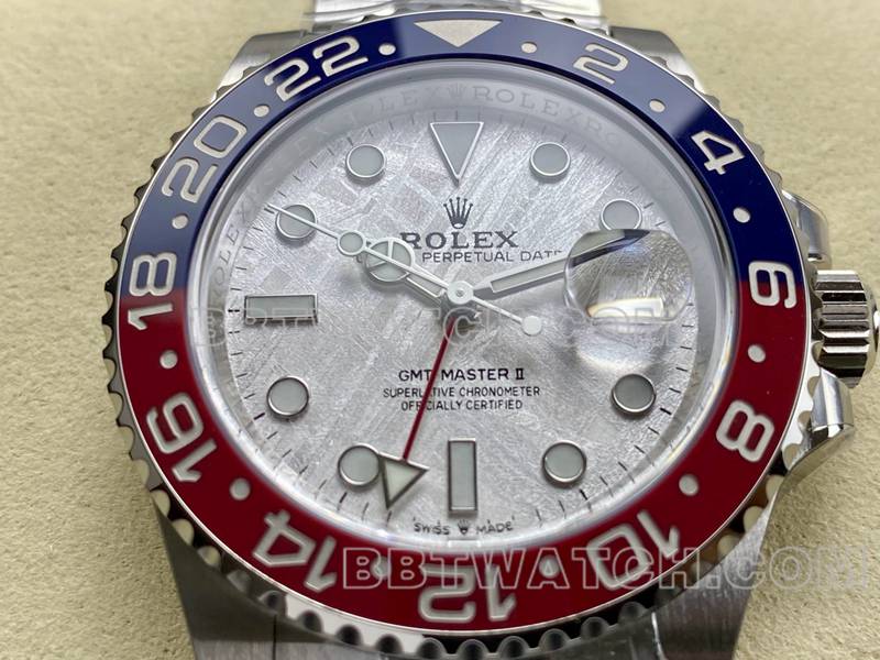 劳力士最优复刻手表ARF厂格林尼治GMT陨石盘可乐圈正面实拍图