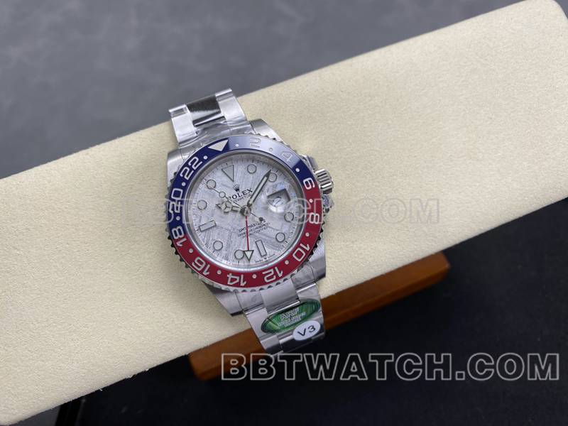 劳力士最优复刻手表ARF厂格林尼治GMT陨石盘可乐圈正面实拍图