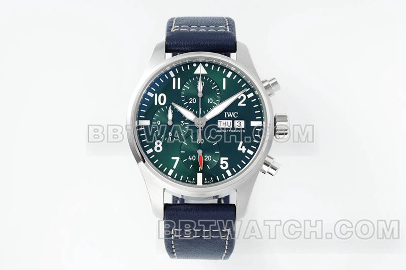 万国超级克隆手表APS厂飞行员绿盘计时69385机芯皮带款正面实拍图