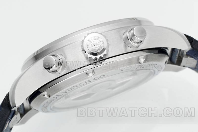 万国超级克隆手表APS厂飞行员绿盘计时69385机芯皮带款侧面实拍图