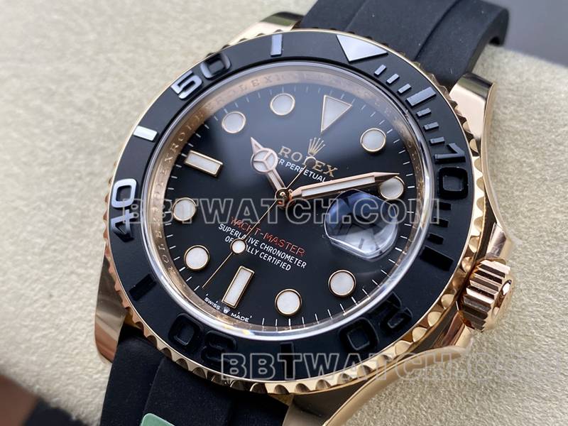 劳力士最佳复刻手表ARF厂游艇名仕黑盘玫瑰金壳42mm橡胶款正面实拍图