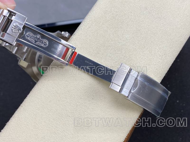 劳力士顶级复刻手表ARF厂潜航者40mm绿水鬼3135机芯116610表扣实拍图