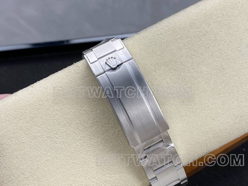 劳力士最优复刻手表ARF厂潜航者40mm黑水鬼3135机芯116610表带实拍图