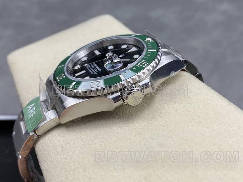 劳力士超级克隆手表ARF厂潜航者41mm绿水鬼3235机芯126610侧面实拍图