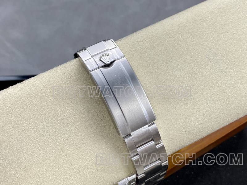 劳力士最佳复刻手表ARF厂潜航者41mm无历黑水鬼3230机芯表带实拍图