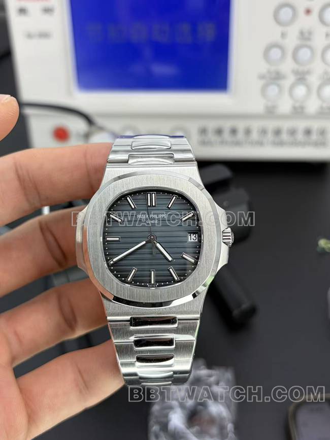 百达翡丽最优复刻手表DDF厂鹦鹉螺40mm蓝盘324机械5711正面实拍图