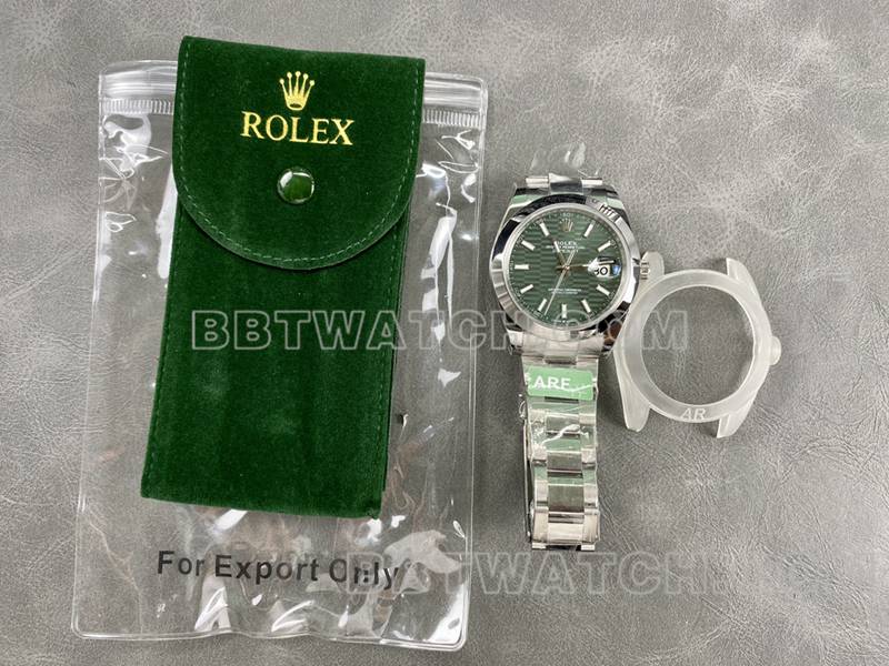 劳力士最优复刻手表ARF厂日志41mm光圈绿盘3235钢带款正面实拍图
