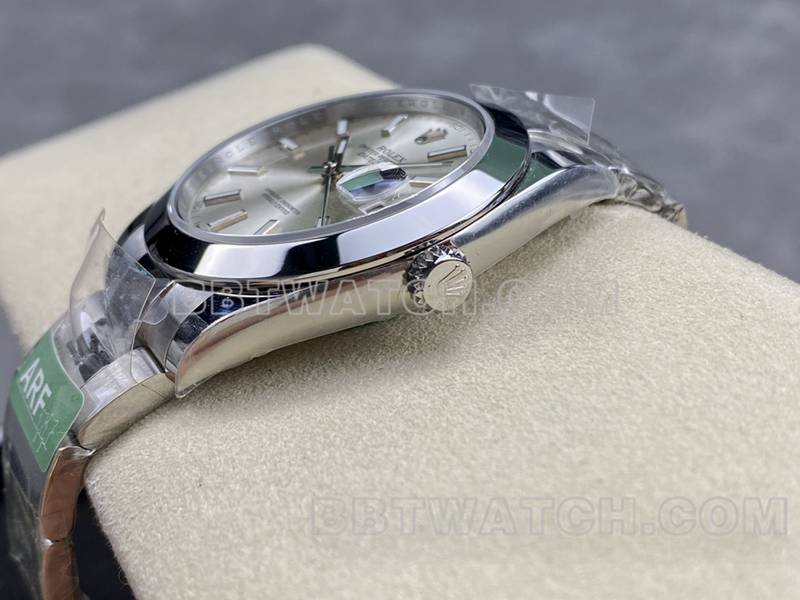 劳力士1:1复刻手表ARF厂日志41mm光圈银盘3235钢带款侧面实拍图