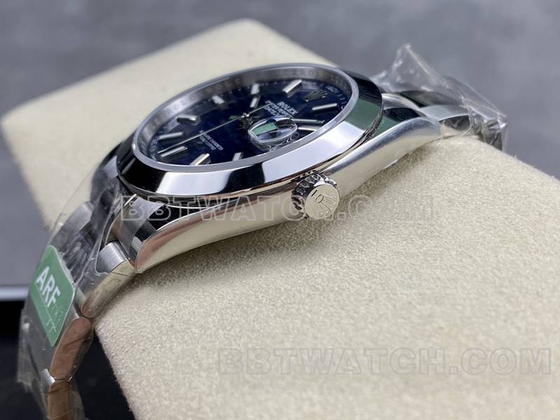 劳力士超级克隆手表ARF厂日志41mm光圈蓝盘3235钢带款侧面实拍图