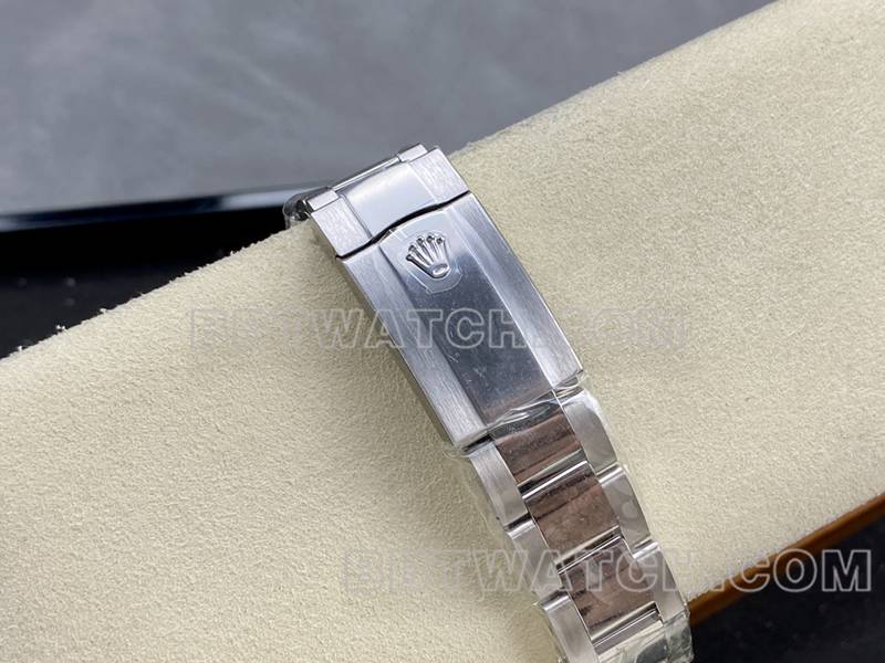 劳力士超级克隆手表ARF厂日志41mm光圈蓝盘3235钢带款表带实拍图