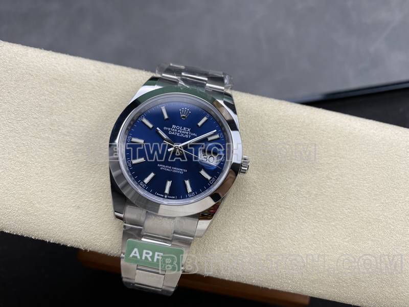 劳力士最优复刻手表ARF厂日志41mm光圈蓝盘3235钢带款正面实拍图