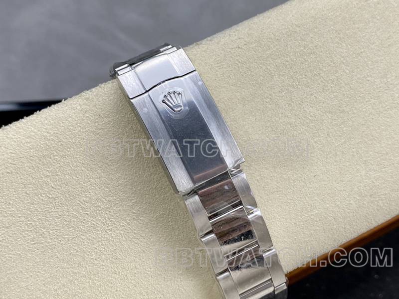 劳力士最优复刻手表ARF厂日志41mm光圈蓝盘3235钢带款表带实拍图