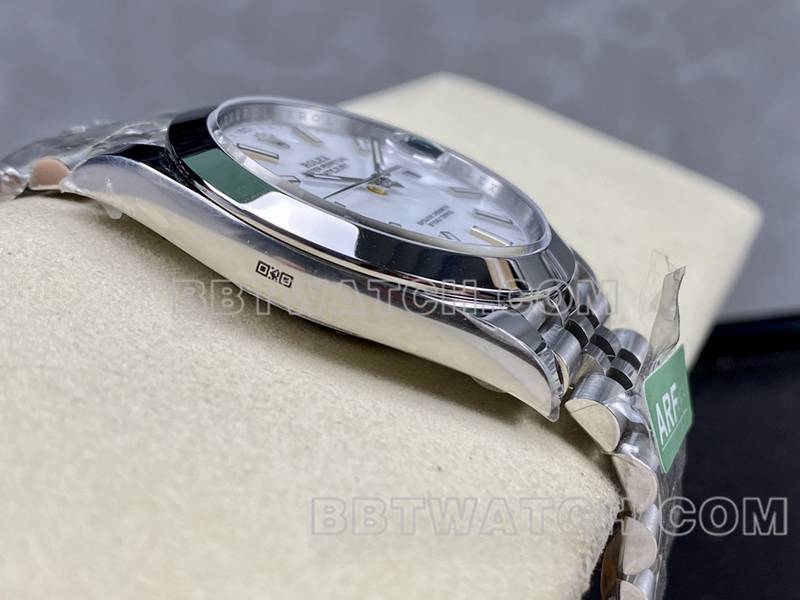 劳力士1:1复刻手表ARF厂日志41mm光圈白盘3235钢带款侧面实拍图