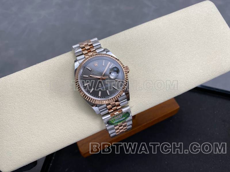 劳力士超级克隆手表ARF厂日志型灰盘36mm间玫瑰金钢带款正面实拍图
