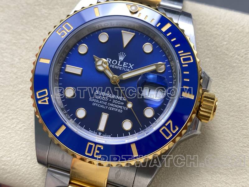 劳力士超级克隆手表ARF厂潜航者41mm间金蓝水鬼3235机芯正面实拍图