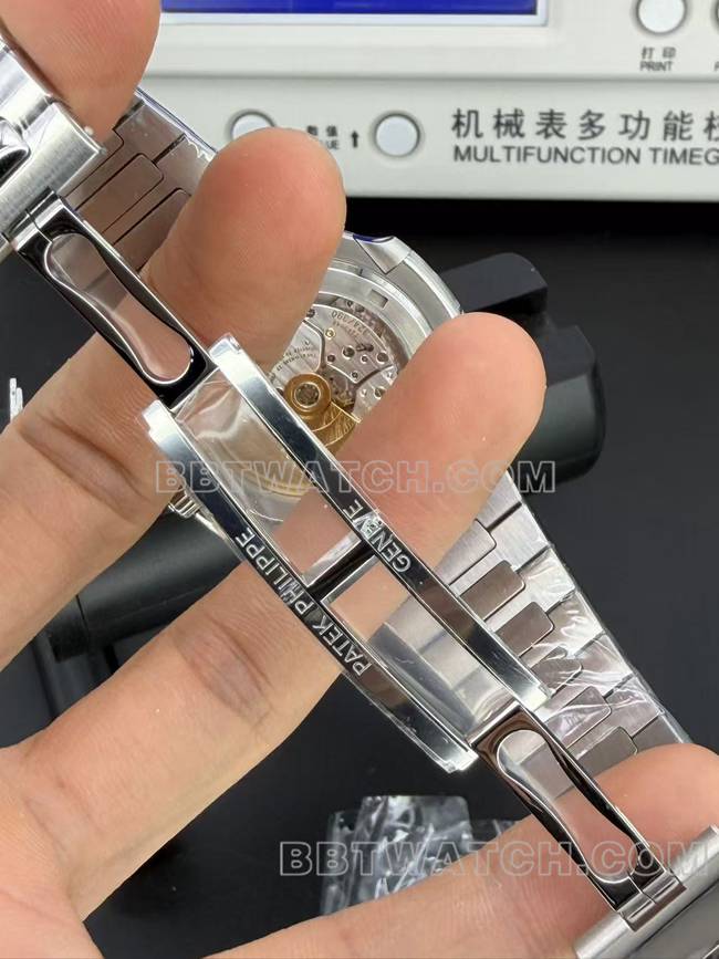 百达翡丽最优复刻手表DDF厂鹦鹉螺40mm蓝盘324机械5711表扣实拍图