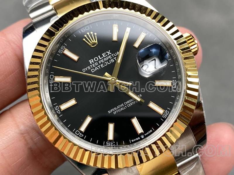 劳力士最佳复刻手表ARF厂日志41mm黑盘3235间金钢带款正面实拍图