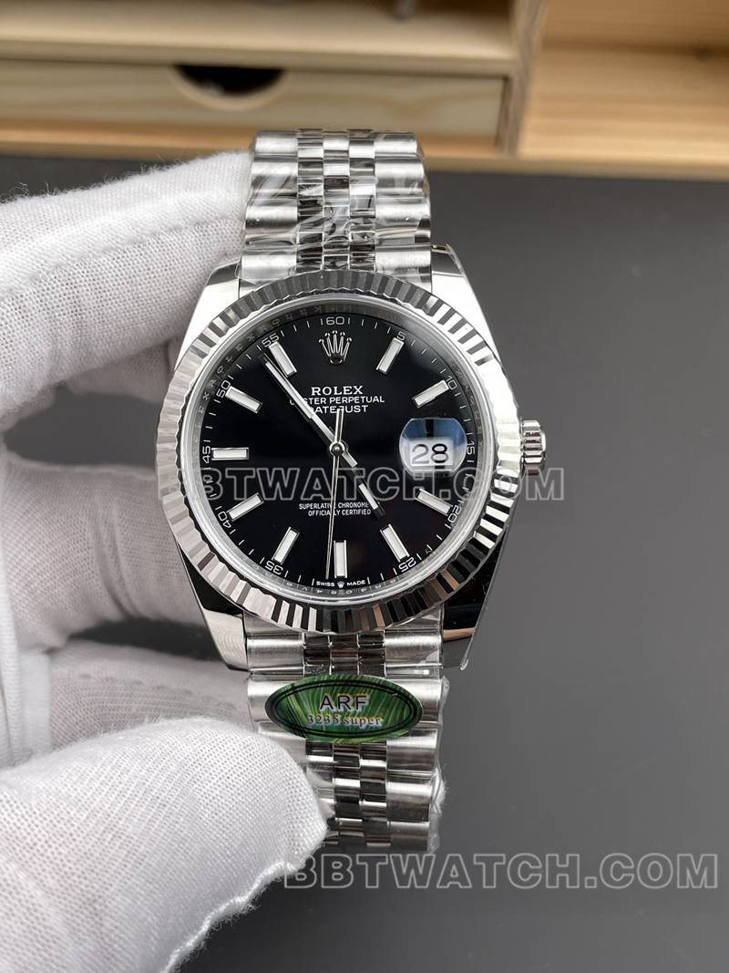 劳力士顶级复刻手表ARF厂日志41mm黑盘3235钢带款正面实拍图