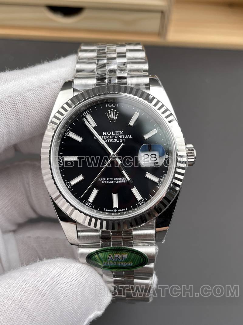 劳力士顶级复刻手表ARF厂日志41mm黑盘3235钢带款正面实拍图