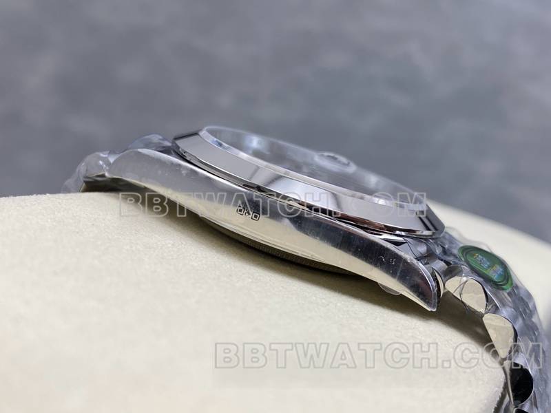 劳力士1:1复刻手表ARF厂日志41mm光圈灰盘3235钢带款侧面实拍图