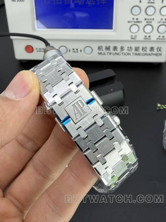 爱彼1:1复刻手表DDF厂皇家橡树41mm白盘4302机械机芯钢带款表带实拍图