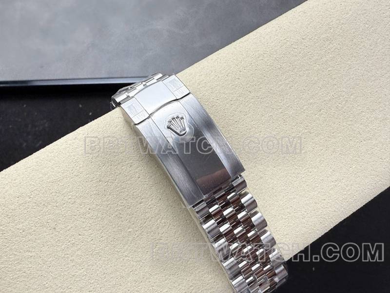 劳力士最优复刻手表ARF厂日志41mm蓝盘3235钢带款表带实拍图