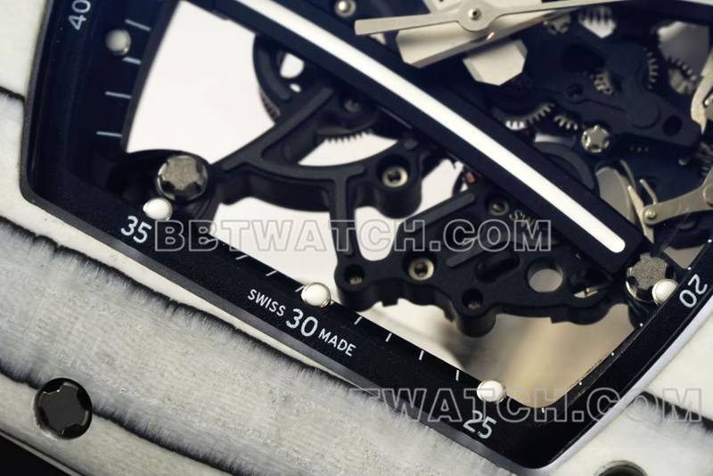 理查德米勒最佳复刻手表R厂镂空盘白壳黑色橡胶款RM061正面实拍图