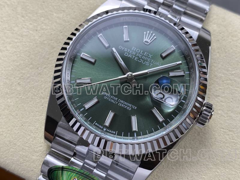 劳力士最优复刻手表ARF厂日志型绿盘36mm钢带款正面实拍图