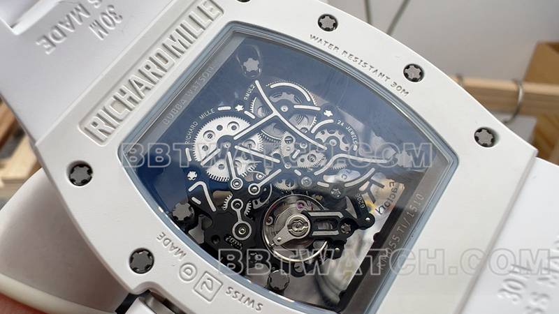 理查德米勒顶级复刻手表R厂镂空盘白色橡胶款RM05背面实拍图