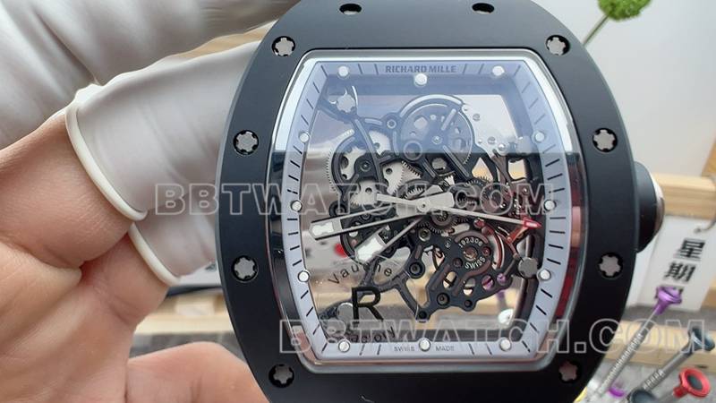 理查德米勒最优复刻手表R厂镂空盘黑色橡胶款RM055正面实拍图