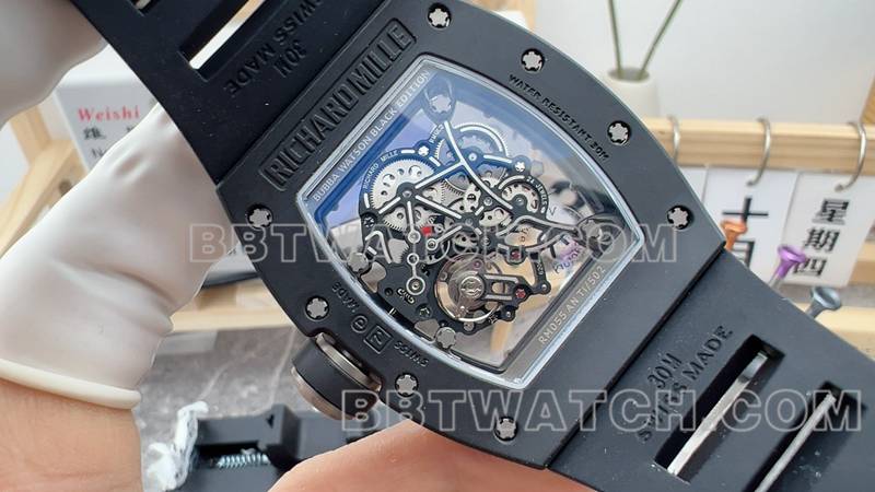 理查德米勒最优复刻手表R厂镂空盘黑色橡胶款RM055背面实拍图