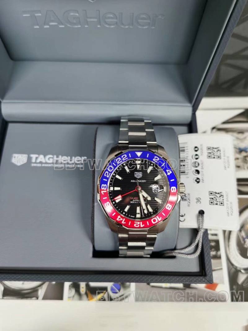 泰格豪雅顶级复刻手表竞潜43mm黑盘可乐圈机械钢带款正面实拍图