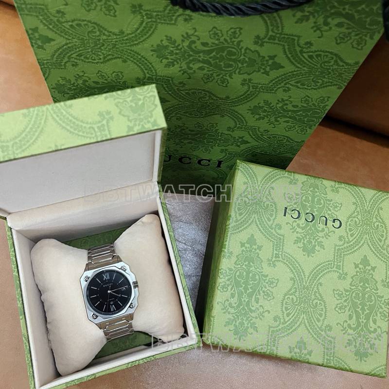 古驰顶级复刻手表黑盘36mm机械钢带款正面实拍图