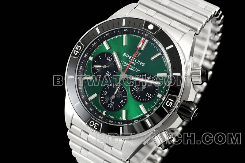 百年灵1:1复刻手表TF厂机械计时绿盘44mm钢带款正面实拍图