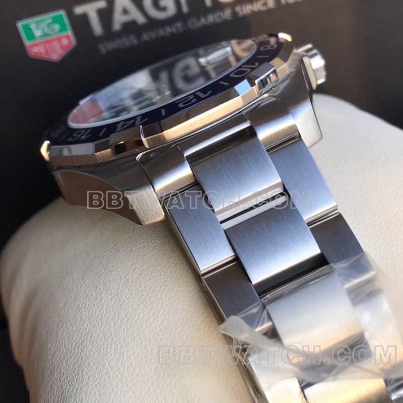 泰格豪雅最优复刻手表竞潜43mm蓝盘黑蓝圈机械钢带款侧面实拍图