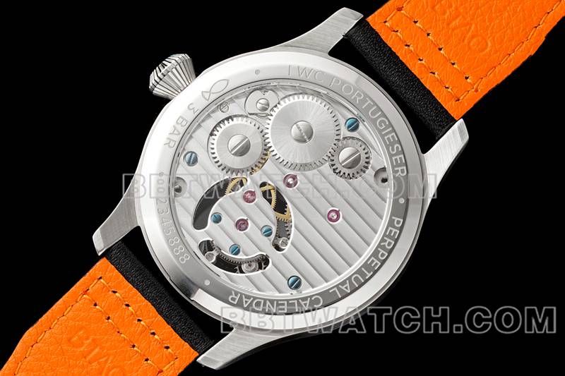 万国1:1复刻手表RMS厂飞行员蓝盘陀飞轮机械皮带款背面实拍图