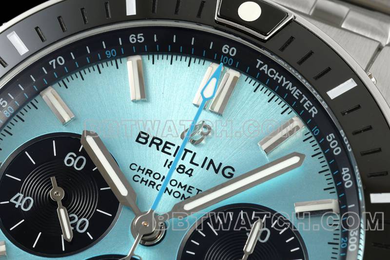 百年灵超级克隆手表TF厂机械计时浅蓝盘44mm钢带款正面实拍图