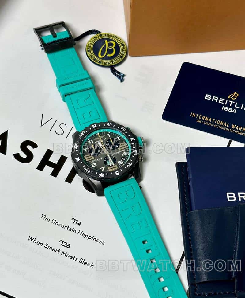 百年灵最佳复刻手表原单专业灰盘44mm石英绿色橡胶款正面实拍图