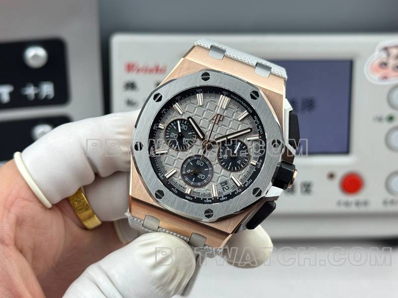 爱彼顶级复刻手表LS厂皇家橡树离岸型43MM灰盘橡胶款26420正面实拍图