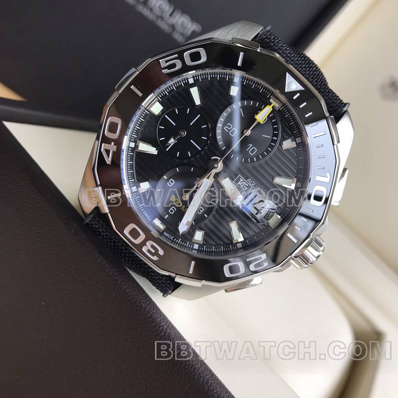 泰格豪雅最佳复刻手表竞潜黑盘43mm计时7750机械机芯橡胶款正面实拍图